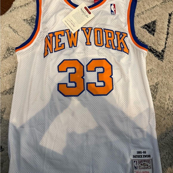 Patrick Ewing 33 Mitchell & Ness White New York Knicks throwback jersey - Picture 2 of 5